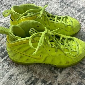 Nike Air Foamposite Pro
Volt (GS)
